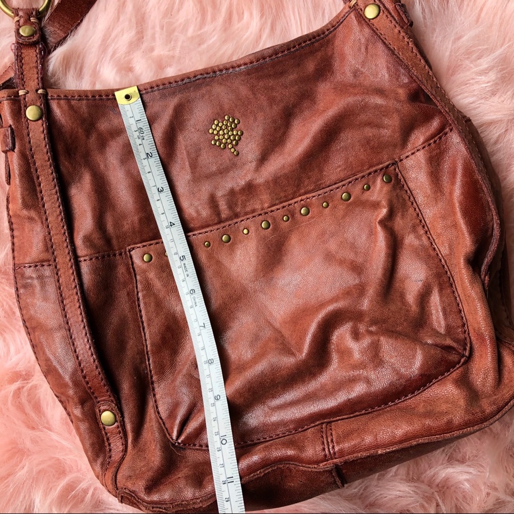 Lucky Brand Leather Crossbody Bag - Picture 2 of 8